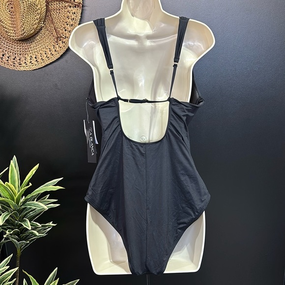 LA BLANCA Tummy control,crisscross V-neck keyhole,ruched,padded,adjust straps - Picture 7 of 13